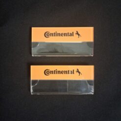 Bảng tên mica có 2 khe để nhét hoặc decal