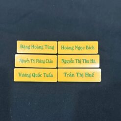 Bảng tên mica cài áo giá rẻ