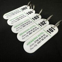 móc khóa khách sạn in theo yêu cầu