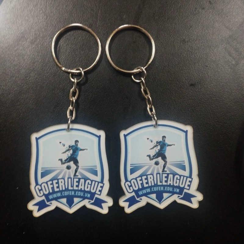 Móc khóa hình chiếc khiên của giải bóng đá