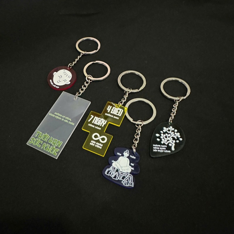 Móc khóa in UV được làm theo yêu cầu