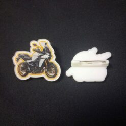 Huy hiệu ghim cài nhựa giá rẻ