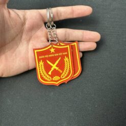 Móc khóa hình chiếc khiên, in tên quân đội nhân dân Việt nam