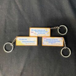 Móc khóa mica hình chữ nhật chất lượng